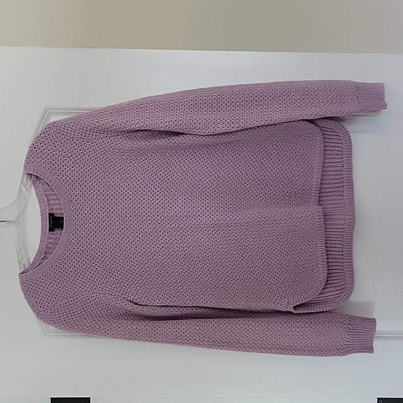 Ann TAYLOR LIGHT PURPLE WAFFLE SWEATER SIZE MEDIUM - Picture 4 of 16